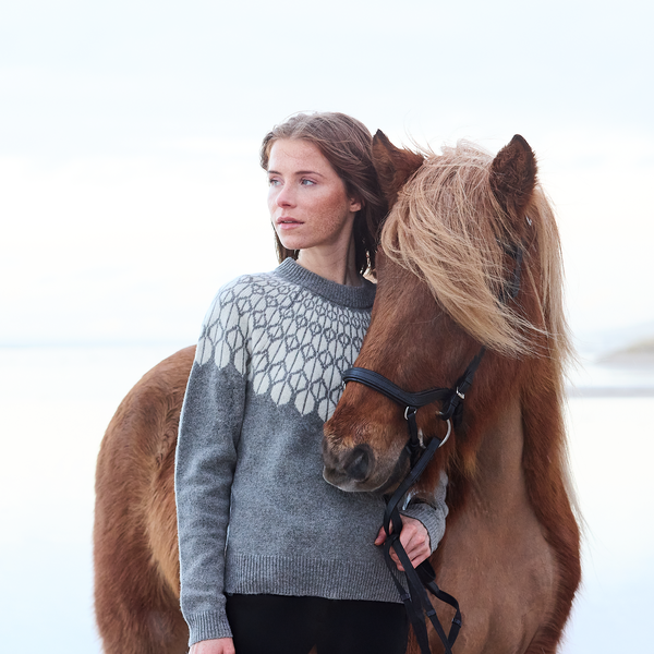 Pull tricoté EQ KL Magda pour femme