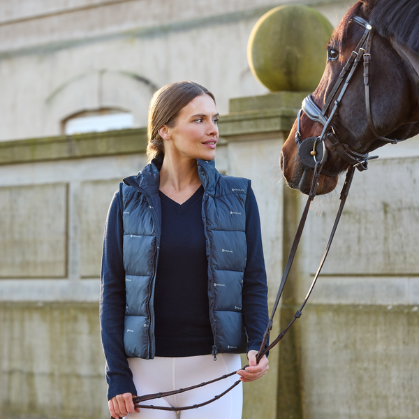 Classic Ladies V-neck pullover