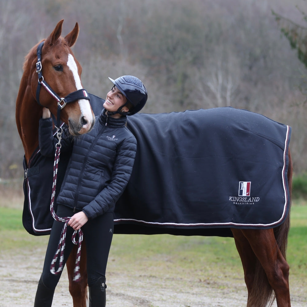 Classic Fleece Show Rug